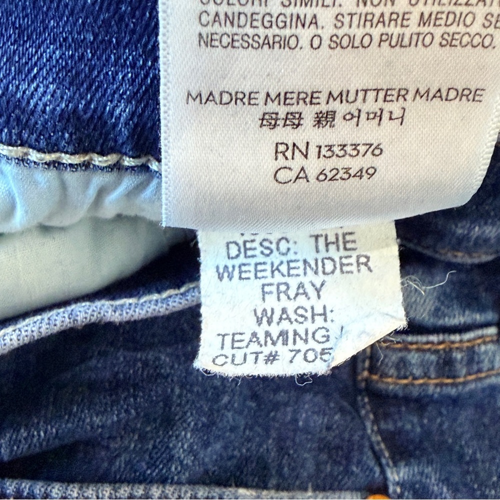 Mother The Weekender Fray in Team Up Jeans Size 32 - Picture 14 of 15